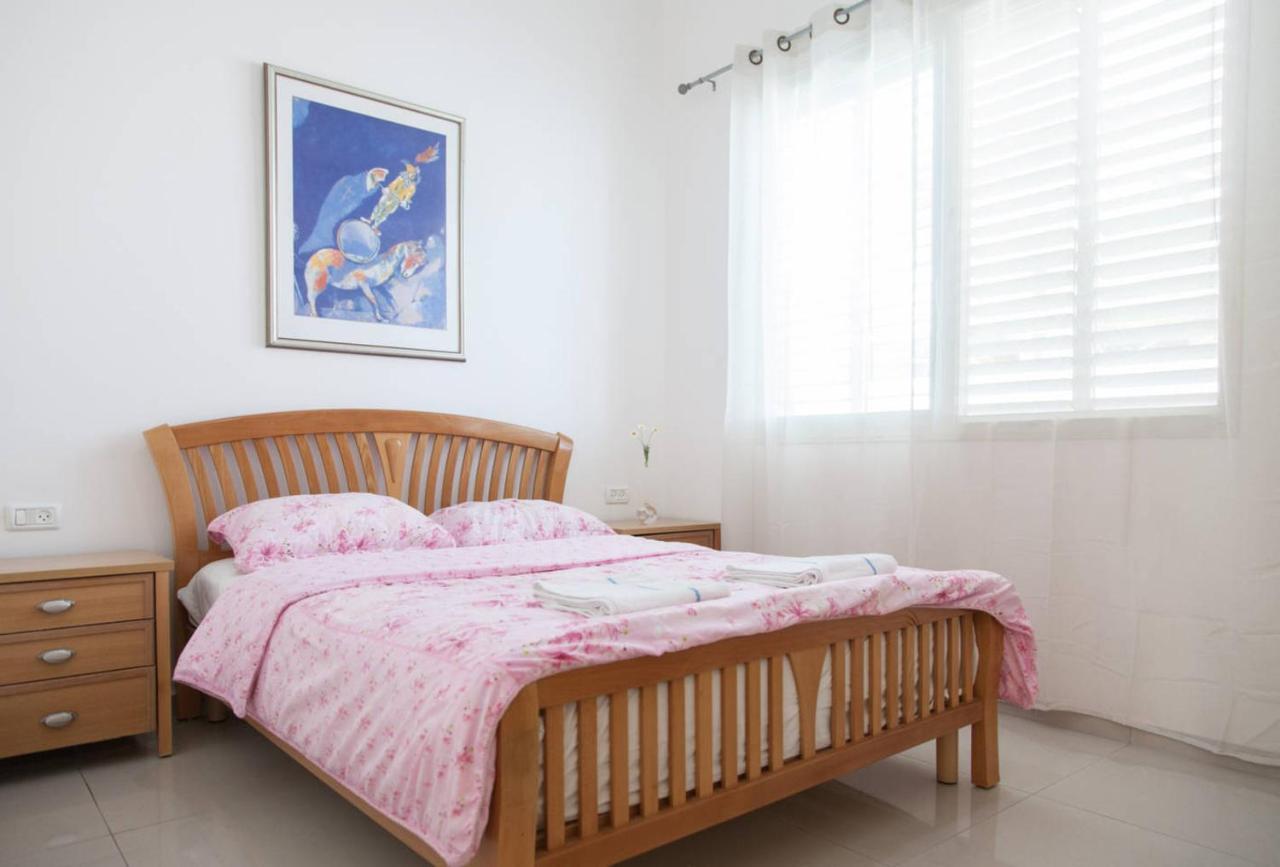 Alona'S Apartments 海法 外观 照片